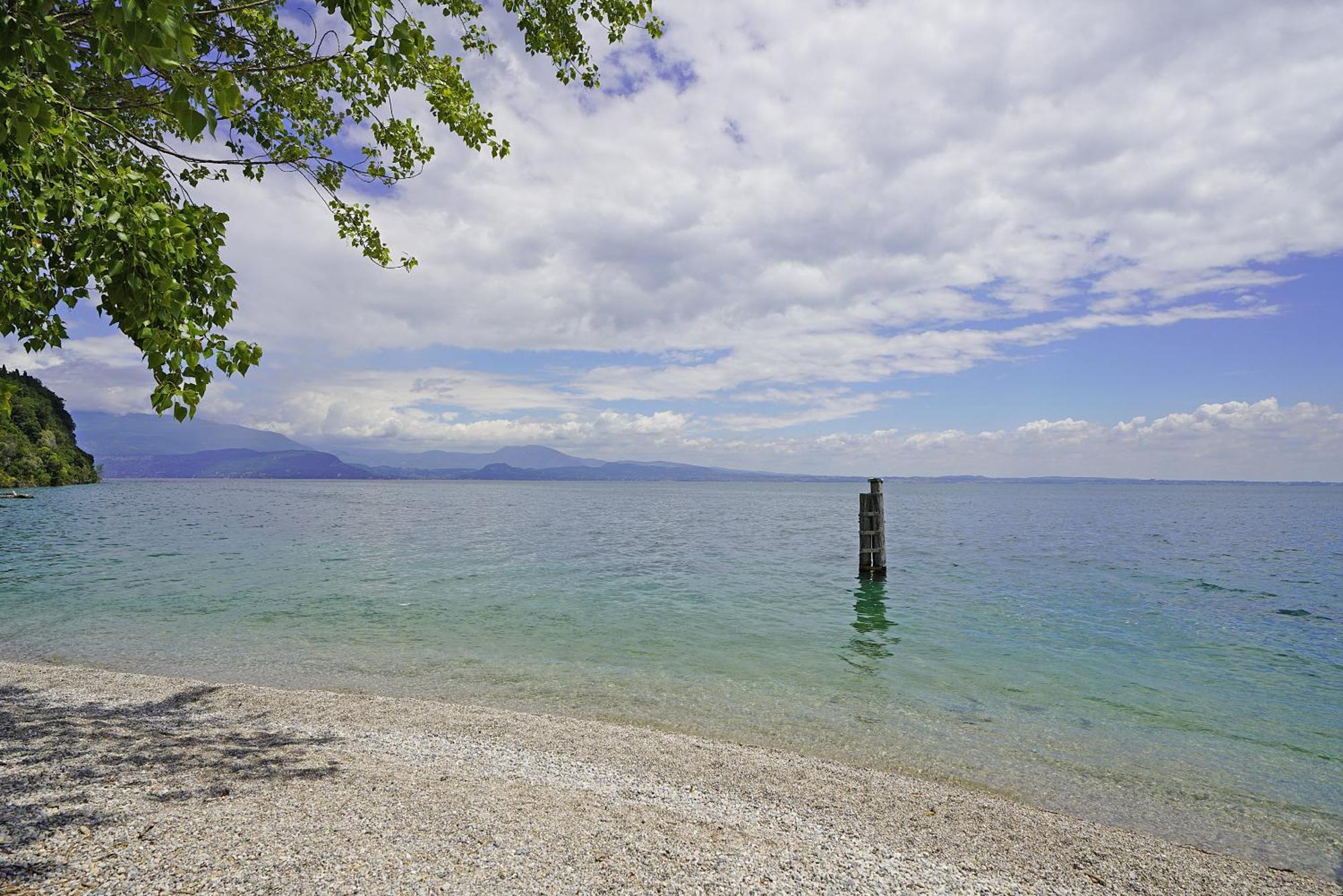 Lamasu Dusano - Di Garda